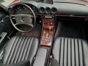 Immagine 23/26 di Mercedes-Benz 300 SL (1989)