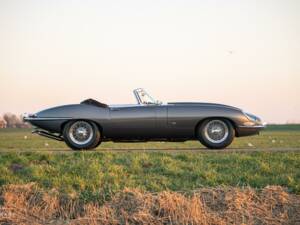 Image 41/50 de Jaguar E-Type 3.8 Flat Floor (1961)