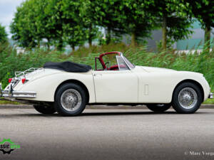 Image 22/51 de Jaguar XK 150 DHC (1959)