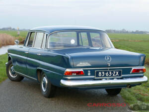 Afbeelding 26/37 van Mercedes-Benz 200 (1967)