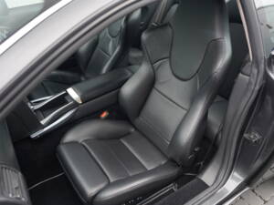 Image 16/50 of Aston Martin V12 Vanquish S (2007)