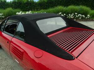 Image 35/50 of Ferrari Mondial T (1991)