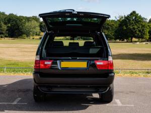 Immagine 17/31 di BMW X5 3.0i (2004)