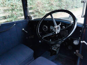 Image 8/14 of Austin 7 R Fabric Saloon (1928)