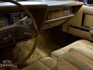 Image 27/49 of Lincoln Continental Mark V (1979)