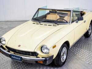 Immagine 38/50 di FIAT Spider 2000 (1980)