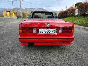 Image 6/7 of BMW M3 (1989)