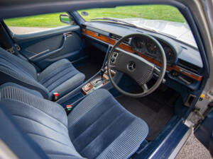 Image 9/31 of Mercedes-Benz 350 SE (1979)