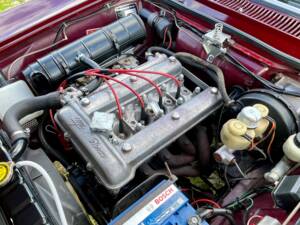 Bild 23/37 von Alfa Romeo Giulia 1600 GT Junior (1974)