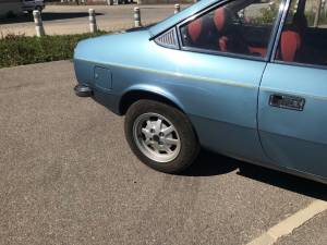 Image 18/23 of Lancia Beta Coupe 2000 (1976)