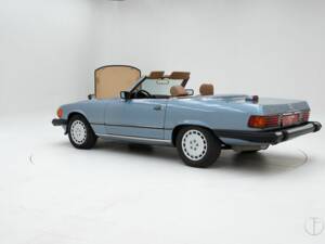 Bild 4/15 von Mercedes-Benz 560 SL (1986)