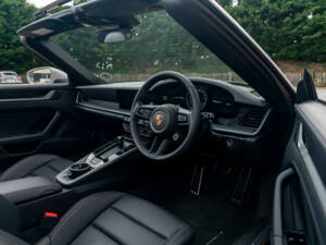 Imagen 22/33 de Porsche 911 Targa 4S (2021)