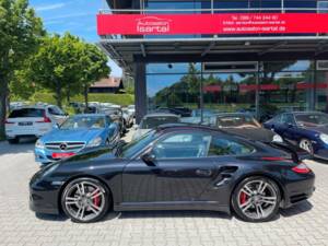 Immagine 9/17 di Porsche 911 Turbo (2010)