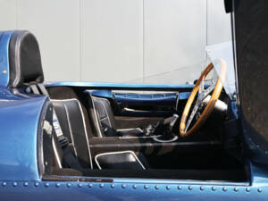 Image 53/60 of Jaguar D-Type (1967)