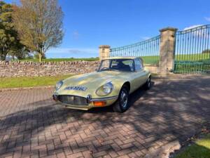 Image 34/43 of Jaguar E-Type V12 (1972)