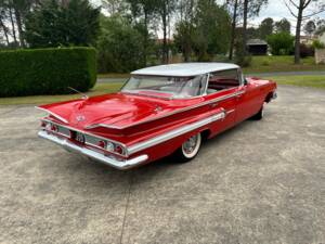 Image 4/7 of Chevrolet Impala Sedan (1960)