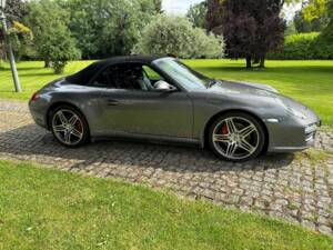 Image 8/30 of Porsche 911 Carrera 4S (2009)