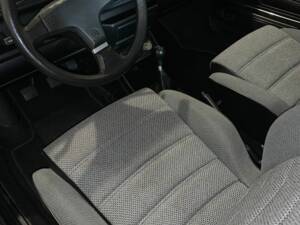 Imagen 6/7 de Volkswagen Golf Mk I Convertible 1.8 (1987)