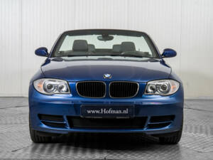 Image 14/50 de BMW 120d (2008)