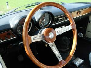 Bild 14/39 von Alfa Romeo Giulia 1600 GT Junior (1972)