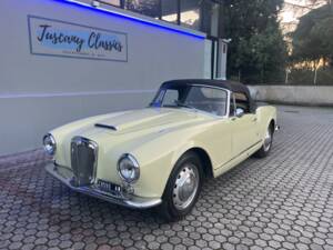 Image 36/63 of Lancia Aurelia B24 Convertible (1958)