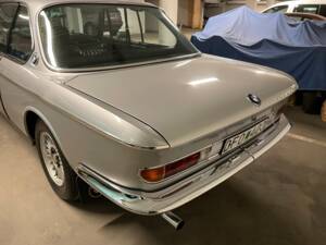 Image 6/16 of BMW 2000 CS (1969)
