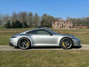 Image 4/36 of Porsche 911 GT3 Touring (2022)