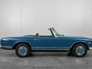 Image 10/50 of Mercedes-Benz 280 SL (1969)