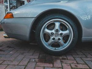 Image 34/50 of Porsche 911 Carrera (1994)