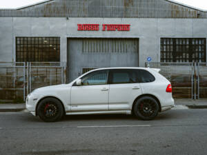 Bild 2/27 von Porsche Cayenne GTS (2009)