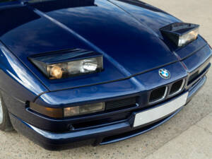 Image 33/50 de BMW 850CSi (1993)