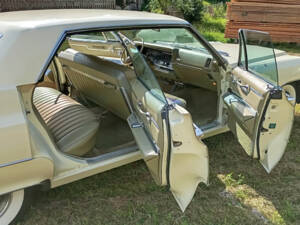 Bild 9/37 von Cadillac Calais Sedan (1967)