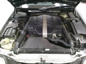 Imagen 35/46 de Mercedes-Benz SL 280 (1999)