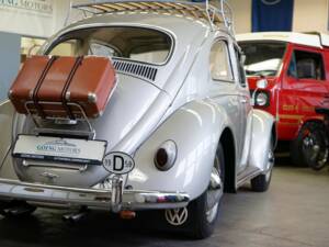 Immagine 12/35 di Volkswagen Kever 1200 Standard &quot;Dickholmer&quot; (1958)