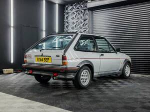 Image 14/50 de Ford Fiesta XR2 (1987)