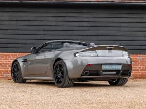 Image 3/50 de Aston Martin V12 Vantage AMR (2018)