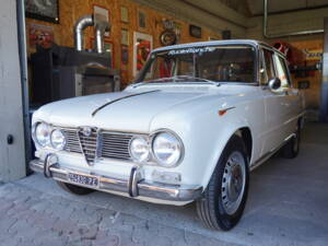 Image 3/40 of Alfa Romeo Giulia 1600 TI (1967)