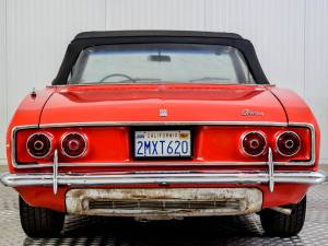Image 15/50 of Chevrolet Corvair Monza Convertible (1966)