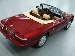 Immagine 6/64 di Alfa Romeo 1.6 Spider (1990)