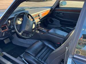 Image 4/6 de Jaguar XJS 5.3 V12 (1995)