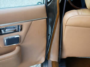 Bild 34/50 von Jaguar XJ 6 L 4.2 (1975)