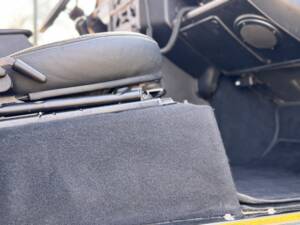 Image 41/56 of Land Rover Defender 130 Double Cab (2010)