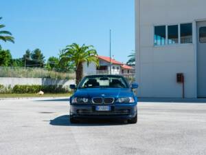 Image 3/5 de BMW 330Ci (2001)