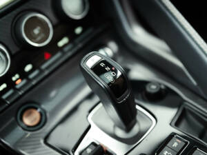 Bild 27/32 von Jaguar F-Type R (2016)