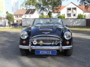 Image 8/22 of Austin-Healey 3000 Mk II (BJ7) (1963)