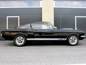 Immagine 9/20 di Ford Shelby GT 350 (1966)