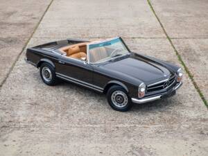 Bild 1/20 von Mercedes-Benz 280 SL (1971)