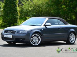 Image 15/50 of Audi S4 (2005)