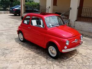 Image 2/10 of FIAT 500 L (1971)