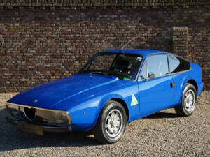 Image 13/50 of Alfa Romeo Junior Zagato GT 1300 (1971)